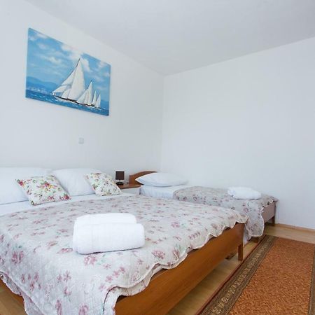 Apartman Paula 1 Apartman Vinišće Kültér fotó
