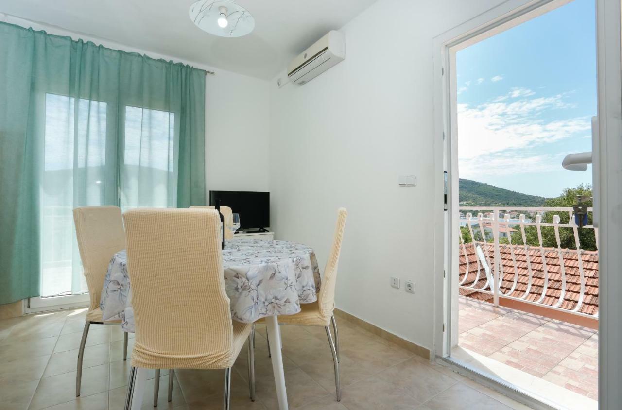 Apartman Paula 1 Apartman Vinišće Kültér fotó