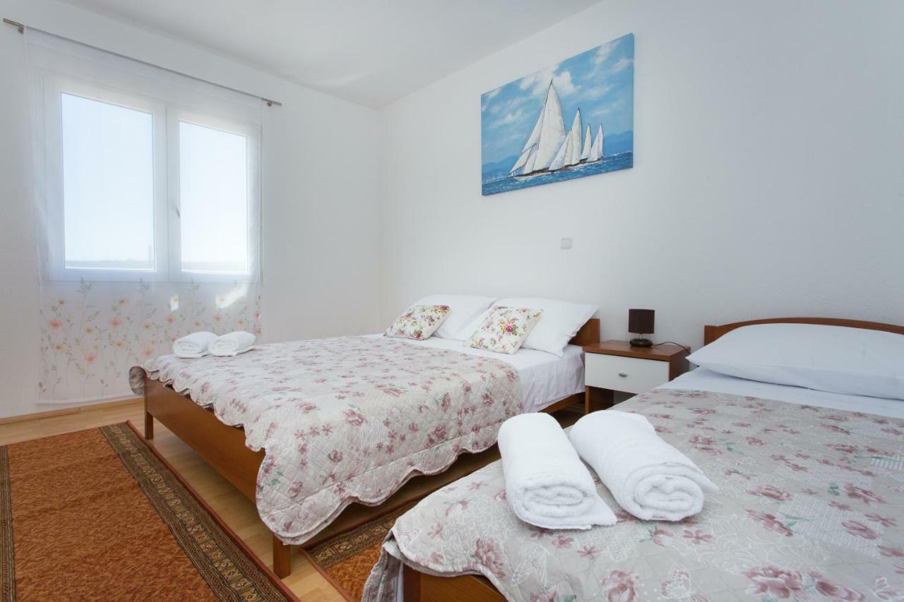 Apartman Paula 1 Apartman Vinišće Kültér fotó