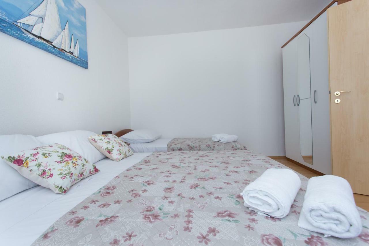 Apartman Paula 1 Apartman Vinišće Kültér fotó