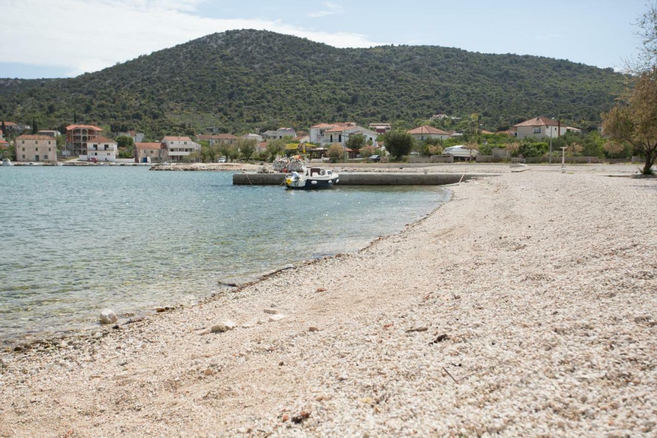 Apartman Paula 1 Apartman Vinišće Kültér fotó